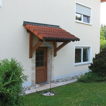 Ferienwohnung Im Gruenen Illschwang Exteriör bild